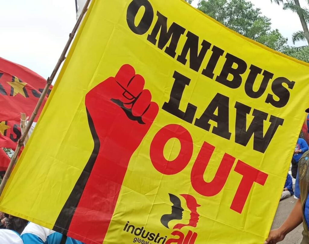 UU Cipta Kerja - TURC