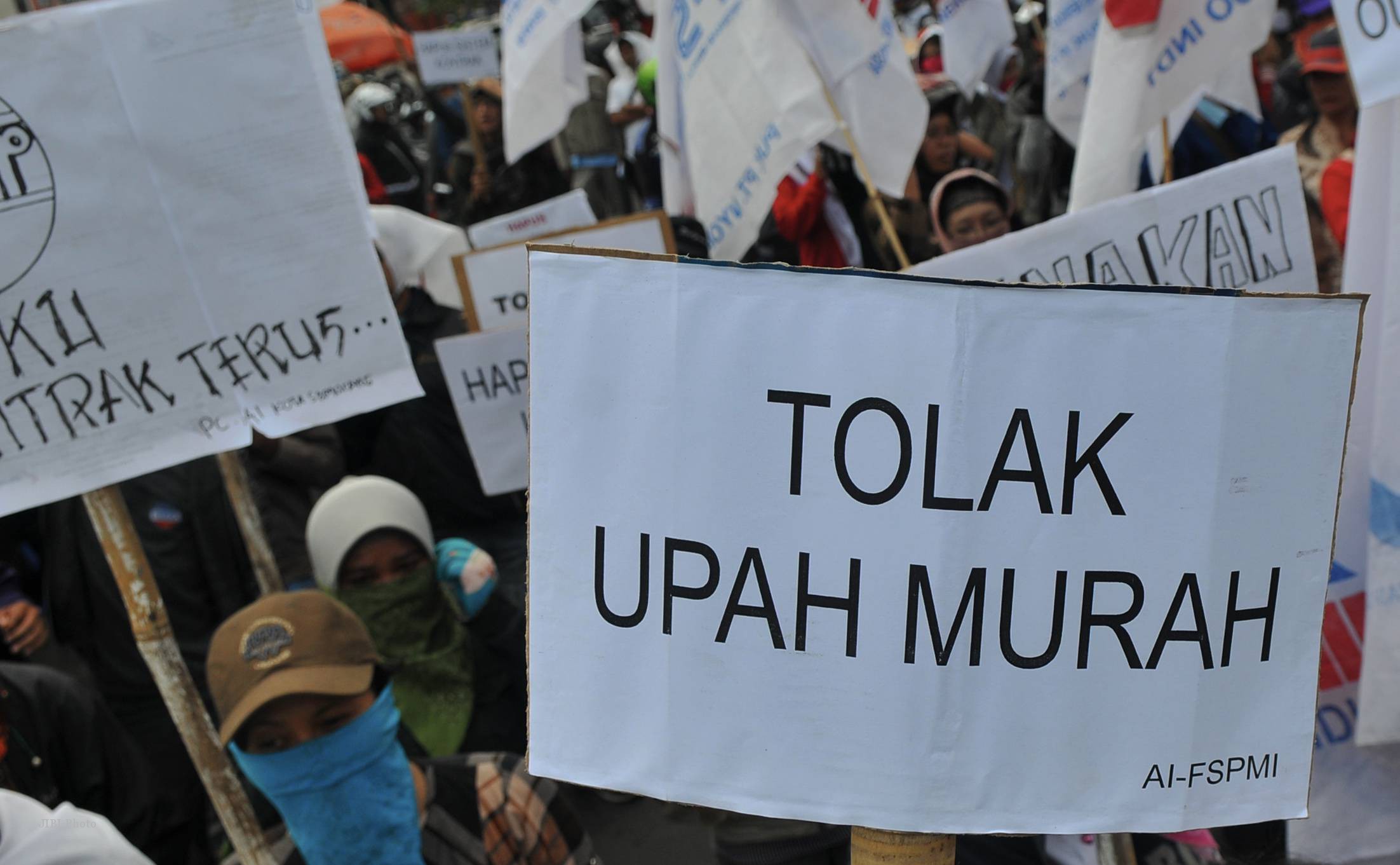 TURC Tolak Upah Murah